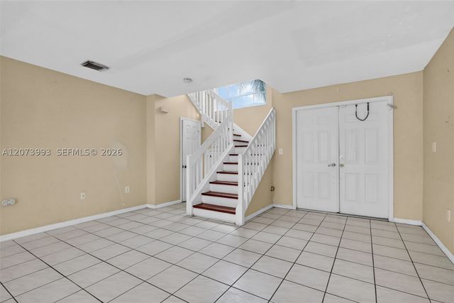 253 NE 211th Ter, Miami, FL 33179