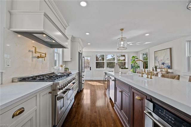 988 Michaelwood DR, Virginia Beach, VA 23452