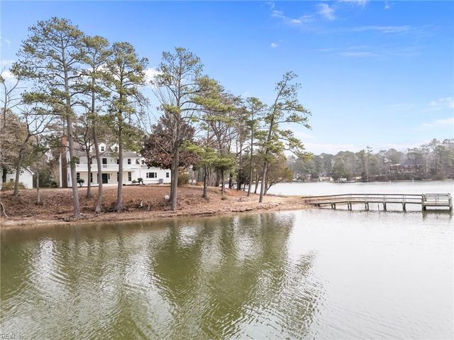 988 Michaelwood DR, Virginia Beach, VA 23452