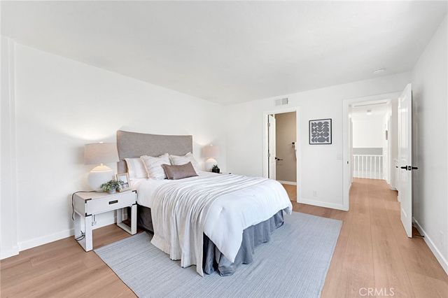 15 Snowapple, Irvine, CA 92614