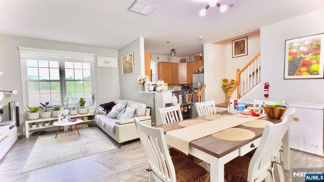 39 Birch Street, Ridgefield Park, NJ 07660