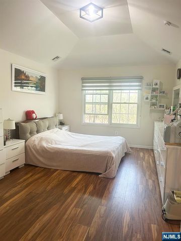 39 Birch Street, Ridgefield Park, NJ 07660