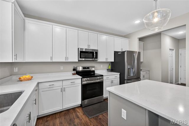 2049 Henley Woods Drive, Arnold, MO 63010