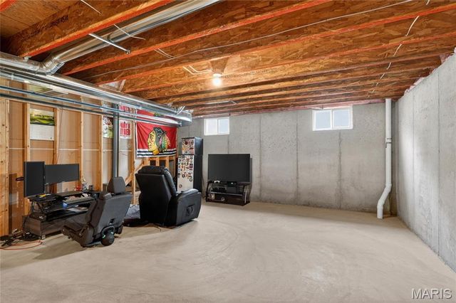 2049 Henley Woods Drive, Arnold, MO 63010