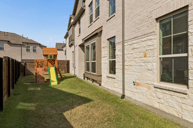 321 Sugarmaple Lane, Mckinney, TX 75071