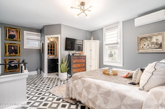 1428 Christy Ave, Louisville, KY 40204