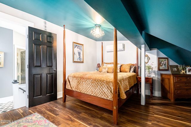 1428 Christy Ave, Louisville, KY 40204