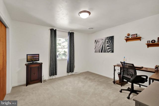 237 NEW CASTLE DR, Reading, PA 19607