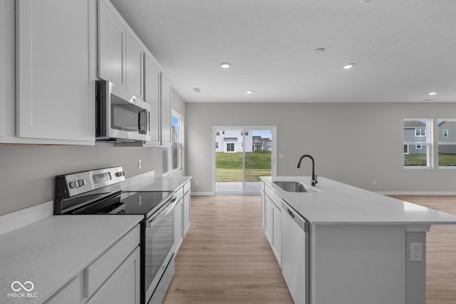 4152 Dutton Drive, Bargersville, IN 46106