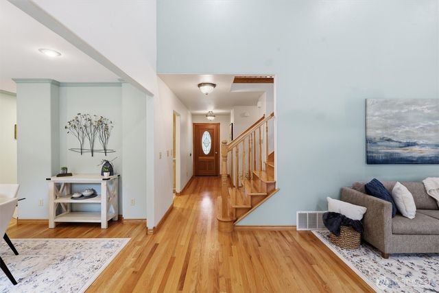 14529 50th Street NE, Lake Stevens, WA 98258