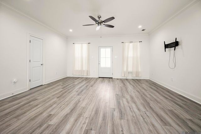 26400 Ponchatoula Dr, Springfield, LA 70462