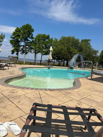 2770 Bella Coola Road, Lake Waccamaw, NC 28450