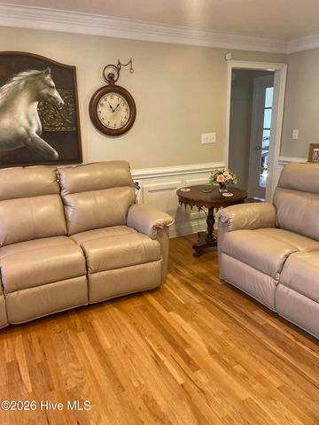 2770 Bella Coola Road, Lake Waccamaw, NC 28450