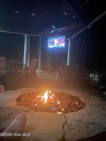 2770 Bella Coola Road, Lake Waccamaw, NC 28450