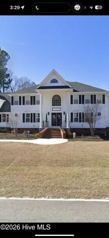 2770 Bella Coola Road, Lake Waccamaw, NC 28450