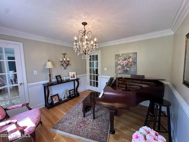 2770 Bella Coola Road, Lake Waccamaw, NC 28450