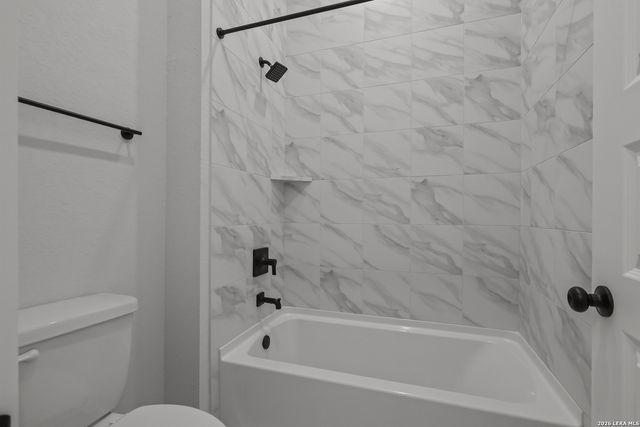 4515 YOAKUM VALLEY, Schertz, TX 78108