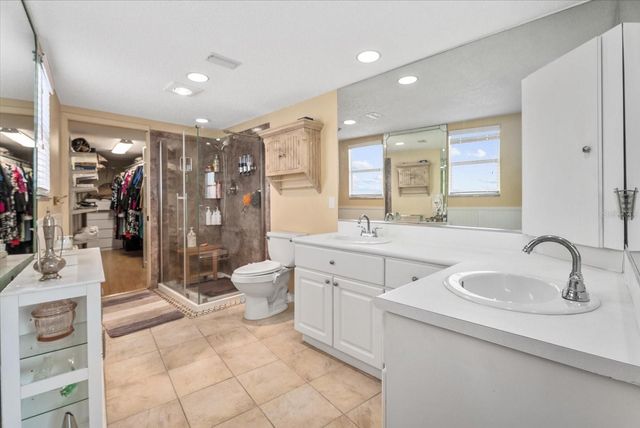 33 N STARBOARD DRIVE, Venice, FL 34285