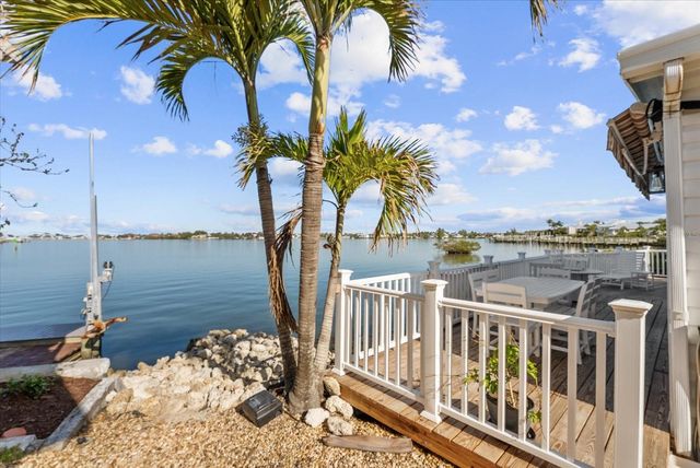 33 N STARBOARD DRIVE, Venice, FL 34285
