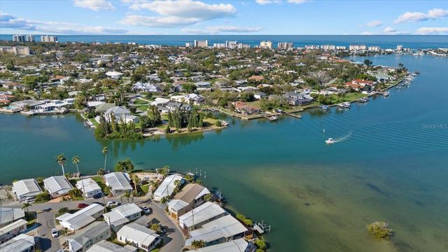 33 N STARBOARD DRIVE, Venice, FL 34285