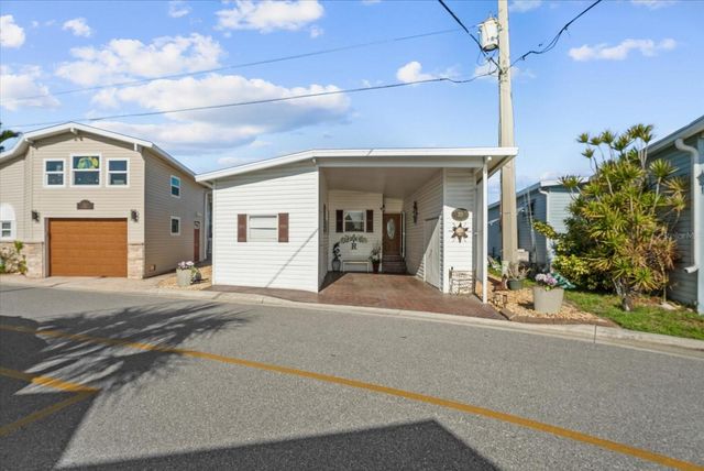 33 N STARBOARD DRIVE, Venice, FL 34285