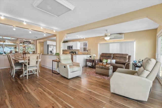 33 N STARBOARD DRIVE, Venice, FL 34285