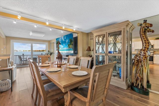 33 N STARBOARD DRIVE, Venice, FL 34285