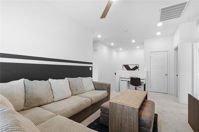 600 North Carriage Hill Drive 1118, Las Vegas, NV 89138