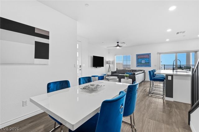 600 North Carriage Hill Drive 1118, Las Vegas, NV 89138