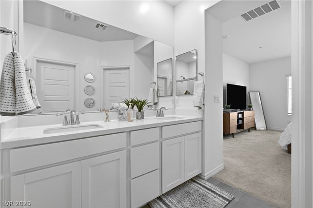 600 North Carriage Hill Drive 1118, Las Vegas, NV 89138