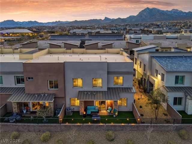 600 North Carriage Hill Drive 1118, Las Vegas, NV 89138