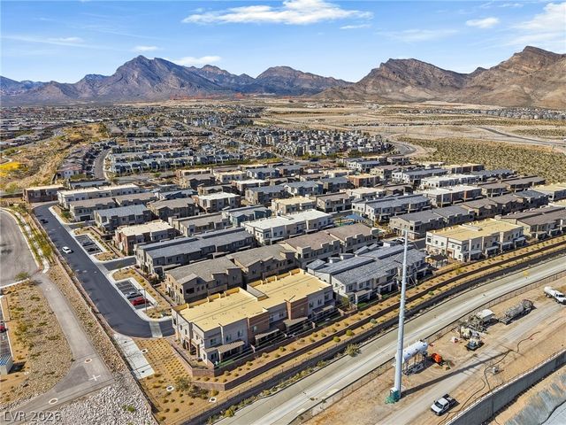 600 North Carriage Hill Drive 1118, Las Vegas, NV 89138