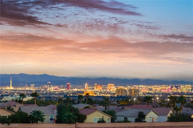 600 North Carriage Hill Drive 1118, Las Vegas, NV 89138