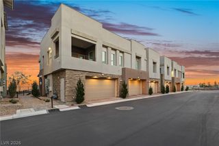 600 North Carriage Hill Drive 1118, Las Vegas, NV 89138