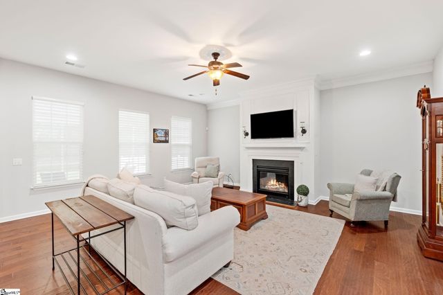 51 Barlow Court, Simpsonville, SC 29681