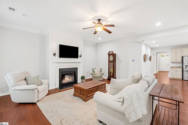 51 Barlow Court, Simpsonville, SC 29681
