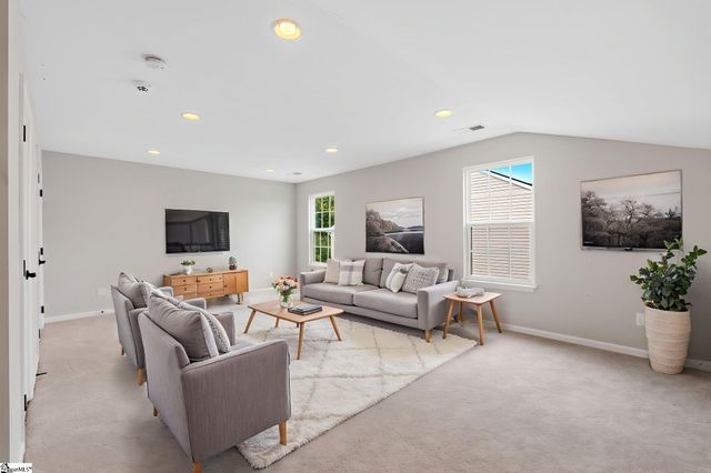 51 Barlow Court, Simpsonville, SC 29681