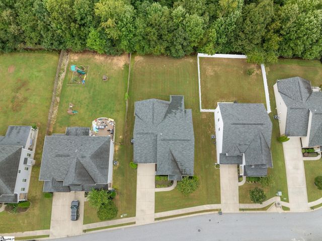 51 Barlow Court, Simpsonville, SC 29681