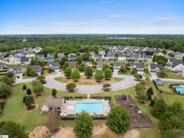 51 Barlow Court, Simpsonville, SC 29681