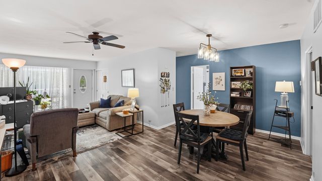 1104 Kimberly Road 808, Bettendorf, IA 52722