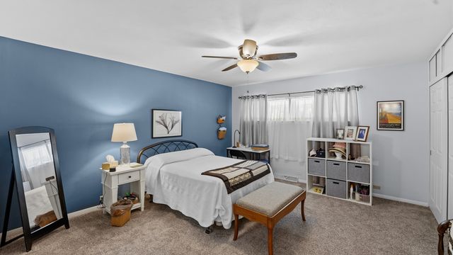 1104 Kimberly Road 808, Bettendorf, IA 52722