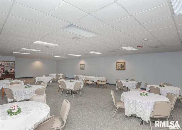 1104 Kimberly Road 808, Bettendorf, IA 52722