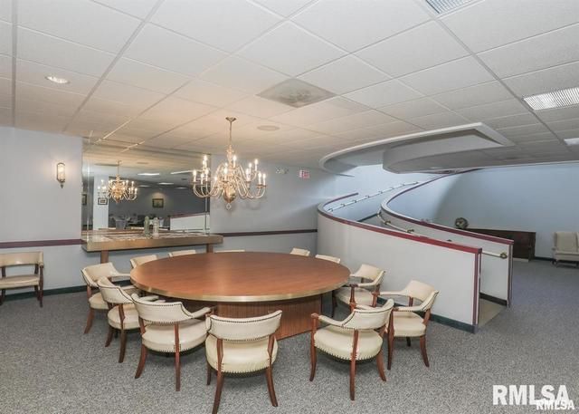 1104 Kimberly Road 808, Bettendorf, IA 52722