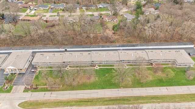 1104 Kimberly Road 808, Bettendorf, IA 52722