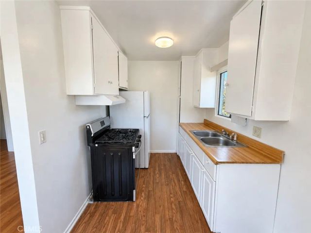 1808 10th Street D, Santa Monica, CA 90404