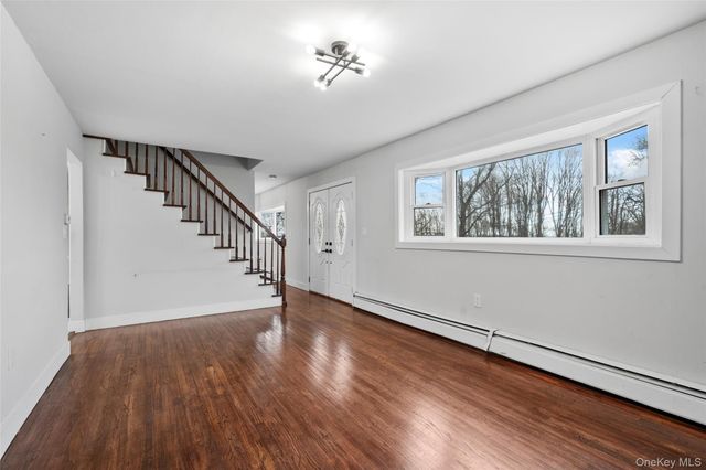 57 School Road, Monroe, NY 10950
