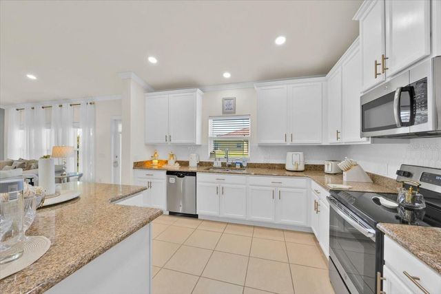 3221 SILVER FIN WAY, Kissimmee, FL 34746