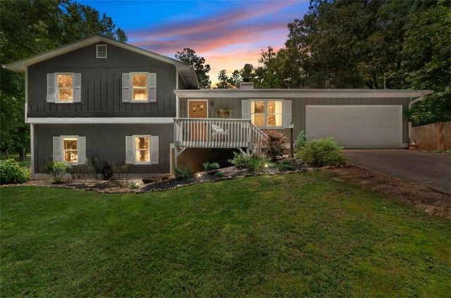 259 Cypress Circle, Carrollton, GA 30117