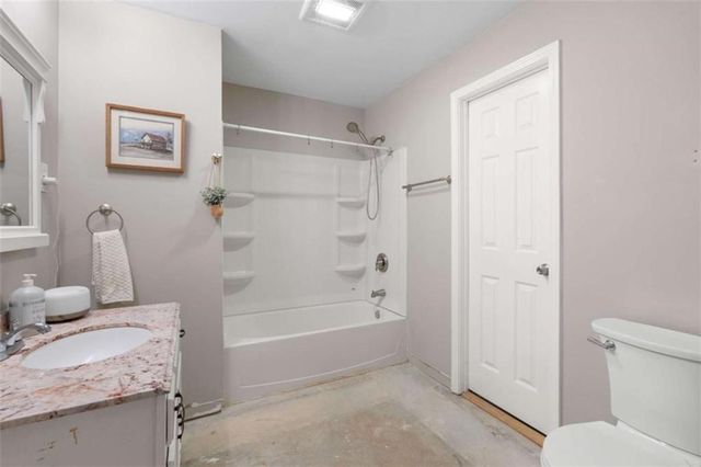 259 Cypress Circle, Carrollton, GA 30117