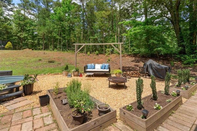 259 Cypress Circle, Carrollton, GA 30117